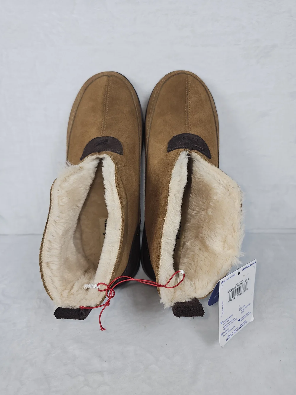Dearfoams Mens 12 Genuine Suede Notch Boot Slippers Chestnut Brown Memory Foam